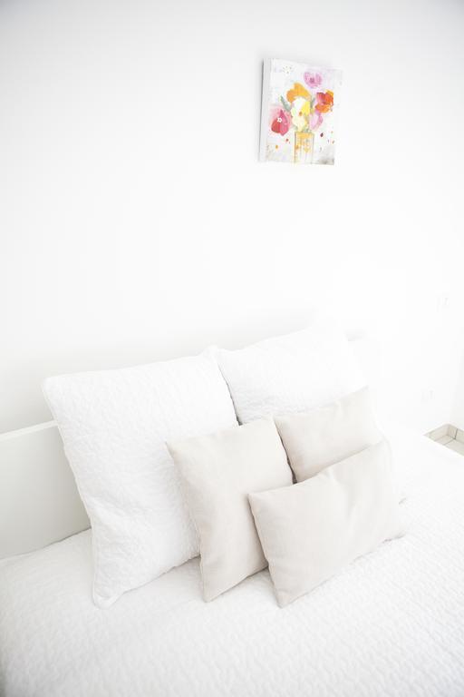 Alessia'S Flat - Loreto Milan Bagian luar foto