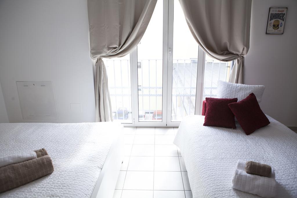 Alessia'S Flat - Loreto Milan Bagian luar foto